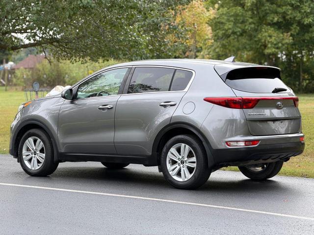 Photo of 2019 Gray Kia Sportage