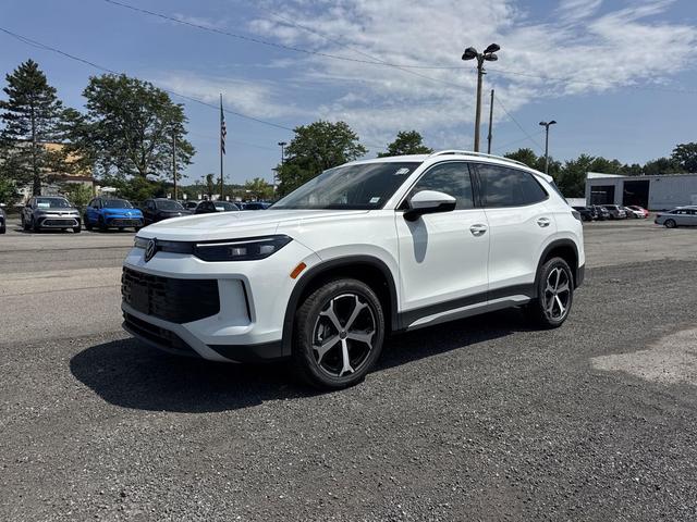 Photo of 2025 Pure White Volkswagen Tiguan