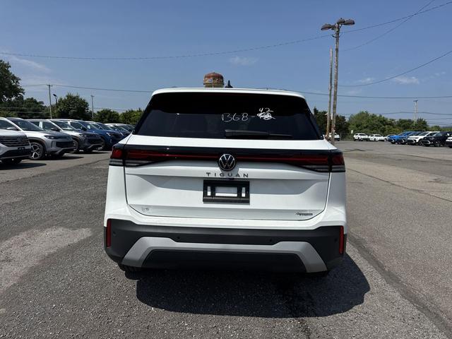Photo of 2025 Pure White Volkswagen Tiguan