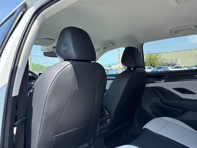 Photo of 2025 Pure White Volkswagen Tiguan