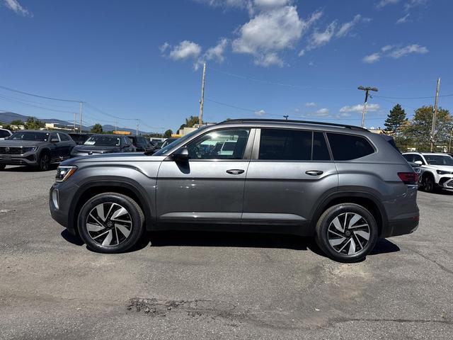 Photo of 2024 Platinum Gray Metallic Volkswagen Atlas
