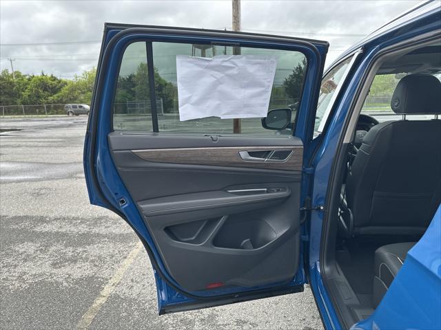 Photo of 2025 Mountain  Lake Blue Volkswagen Atlas