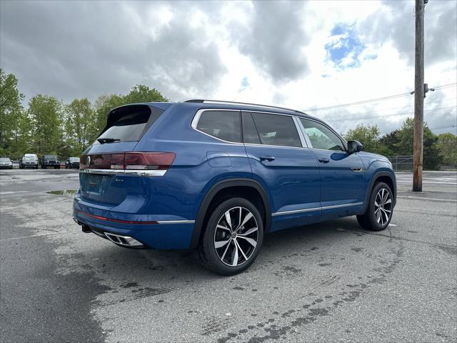 Photo of 2025 Mountain  Lake Blue Volkswagen Atlas