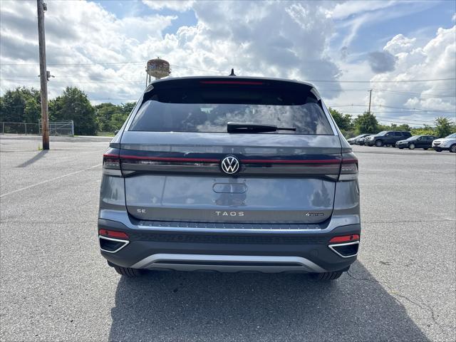 Photo of 2025 Platinum Gray Metallic Volkswagen Taos