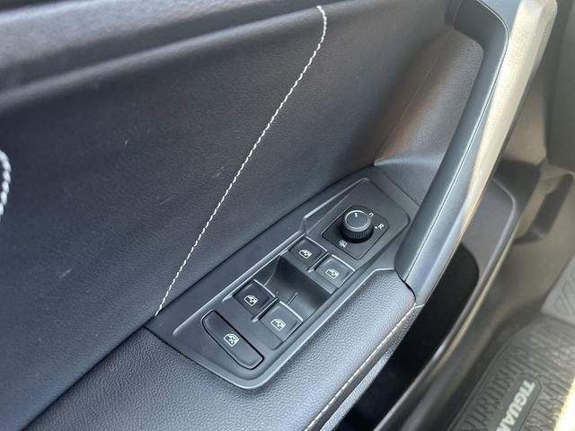 Photo of 2023 Platinum Gray Metallic Volkswagen Tiguan