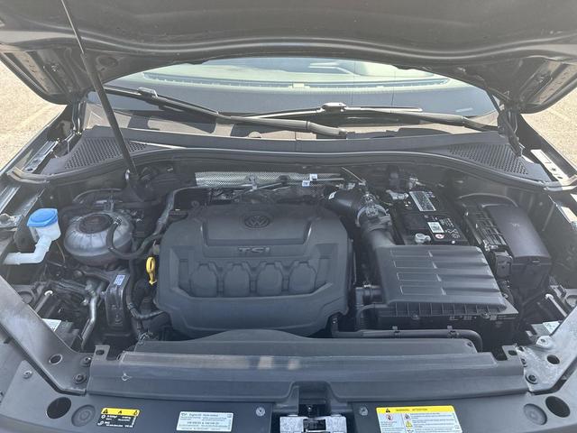 Photo of 2023 Platinum Gray Metallic Volkswagen Tiguan