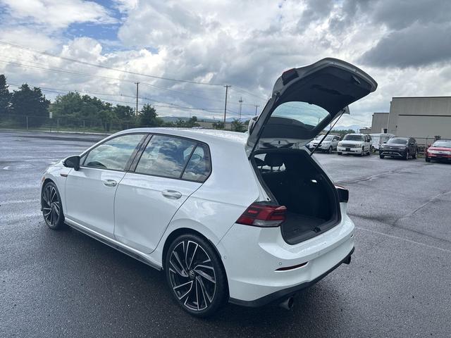 Photo of 2022 Oryx White Pearl Volkswagen Golf GTI