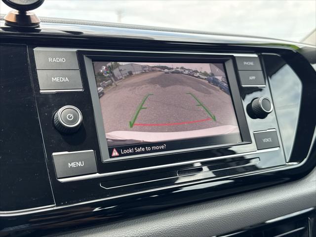 Photo of 2022 Pure White Volkswagen Taos