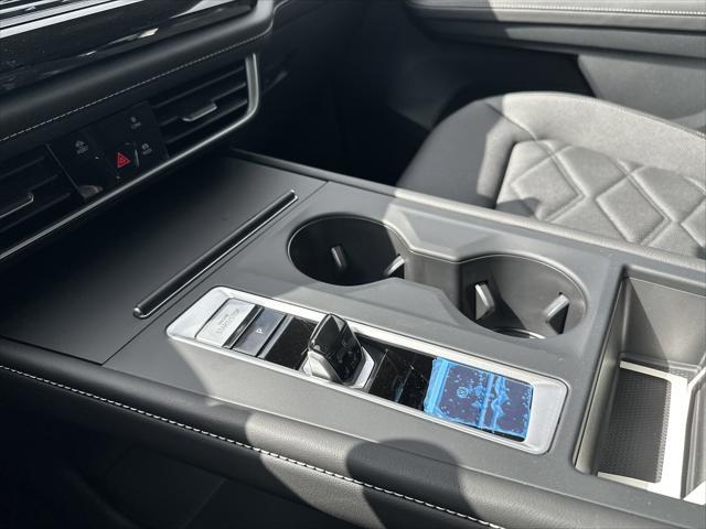 Photo of 2025 Deep Black Pearl Volkswagen Atlas