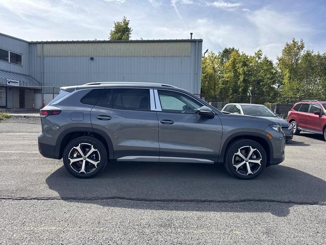 Photo of 2025 Platinum Gray Metallic Volkswagen Tiguan