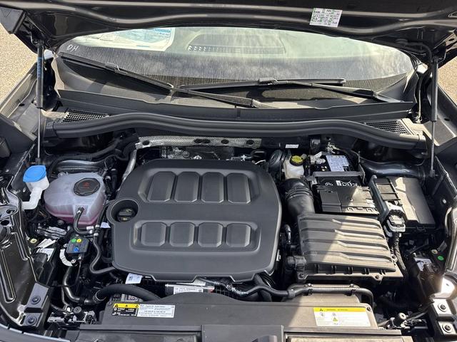 Photo of 2025 Platinum Gray Metallic Volkswagen Tiguan