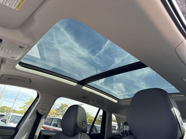 Photo of 2025 Platinum Gray Metallic Volkswagen Tiguan