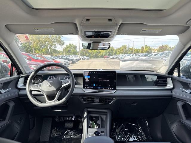 Photo of 2025 Platinum Gray Metallic Volkswagen Tiguan