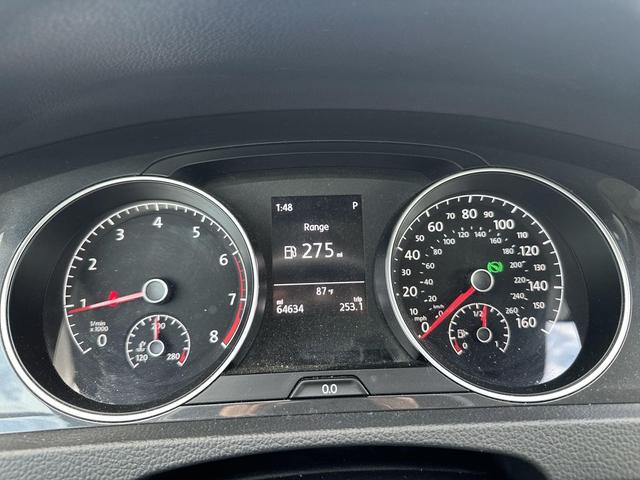 Photo of 2019 Night Blue Volkswagen Golf Alltrack