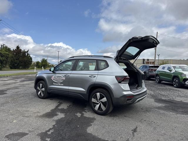 Photo of 2025 Silver Metallic Volkswagen Taos