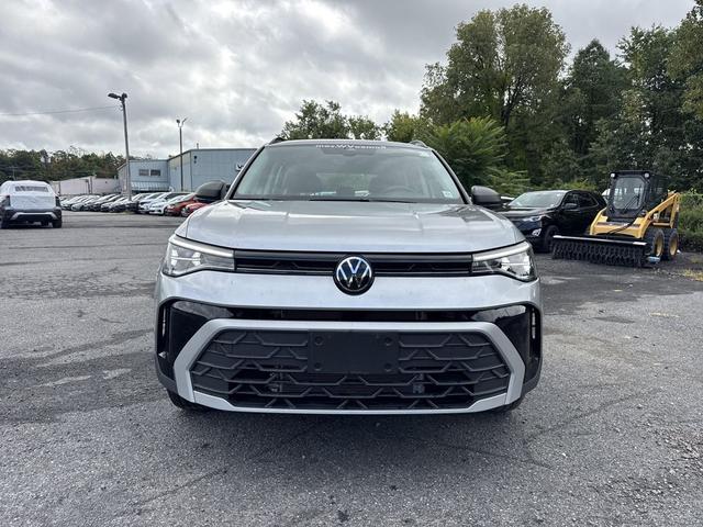 Photo of 2025 Silver Metallic Volkswagen Taos