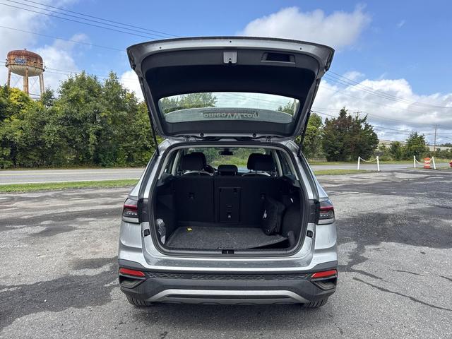 Photo of 2025 Silver Metallic Volkswagen Taos