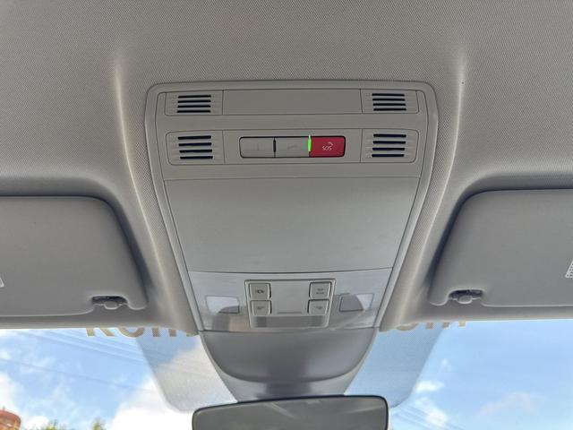 Photo of 2025 Silver Metallic Volkswagen Taos