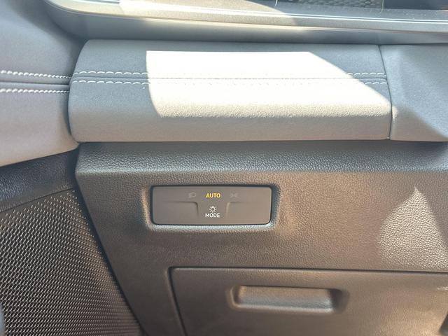 Photo of 2025 Pyrite Silver Metallic Volkswagen Tiguan