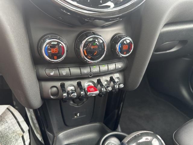 Photo of 2024 Silver MINI Hardtop