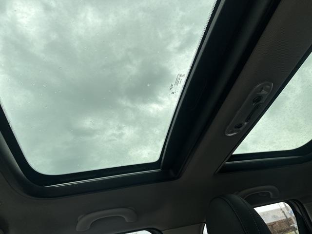 Photo of 2024 Silver MINI Hardtop