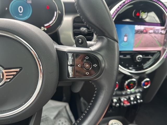 Photo of 2024 Silver MINI Hardtop