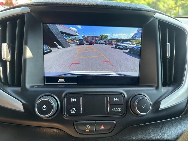 Photo of 2022 Summit White GMC Terrain