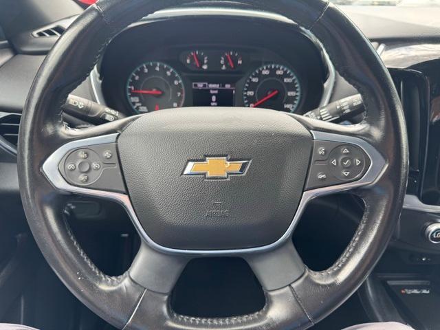 Photo of 2022 Mosaic Black Metallic Chevrolet Traverse
