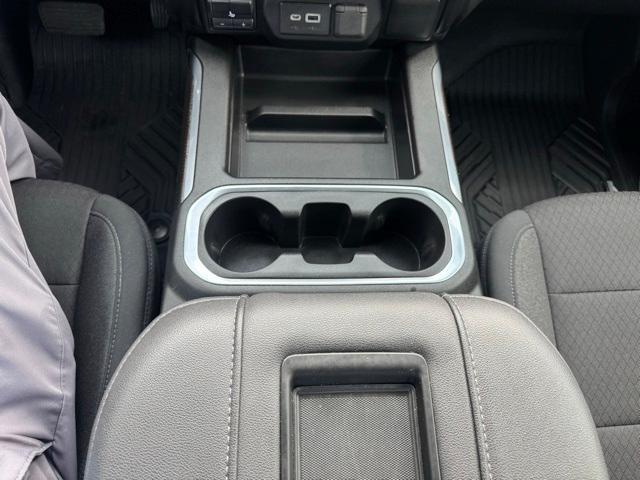 Photo of 2022 Red Chevrolet Silverado 2500