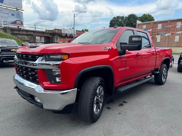 Photo of 2022 Red Chevrolet Silverado 2500
