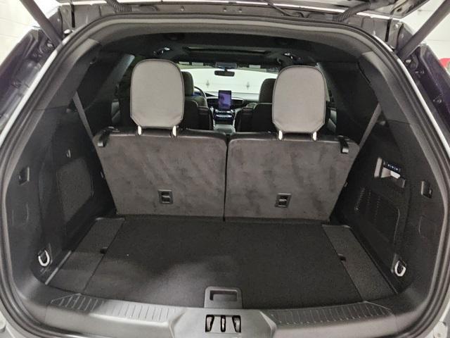 Photo of 2023 Carbonized Gray Metallic Ford Explorer