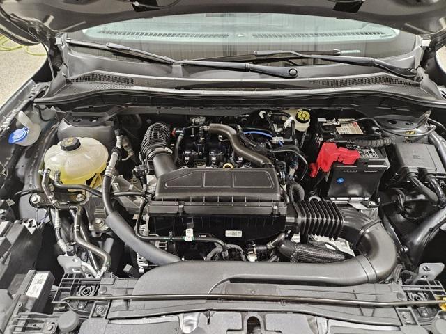 Photo of 2024 Carbonized Gray Metallic Ford Escape