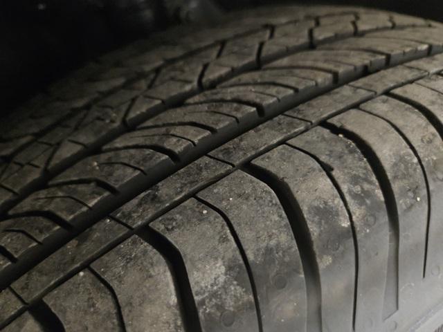 Photo of 2024 Carbonized Gray Metallic Ford Escape