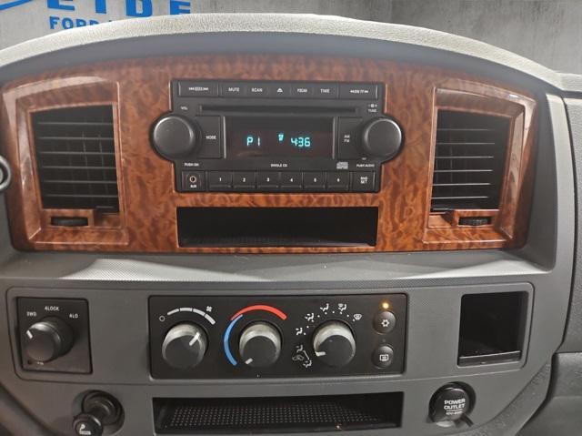 Photo of 2006 Flame Red Clearcoat Dodge Ram 2500