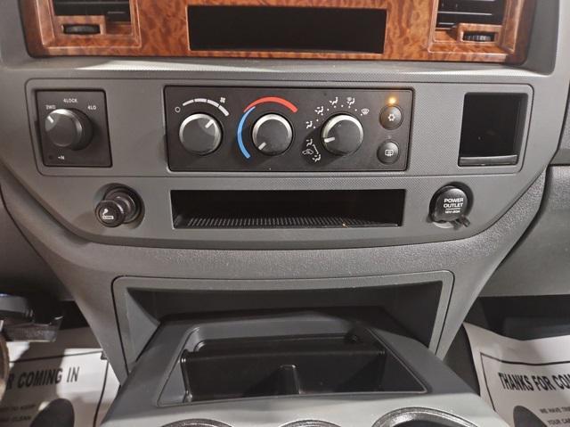 Photo of 2006 Flame Red Clearcoat Dodge Ram 2500