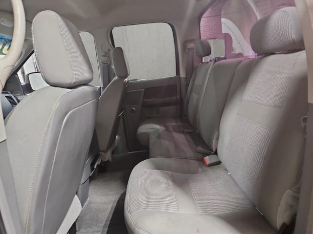 Photo of 2006 Flame Red Clearcoat Dodge Ram 2500