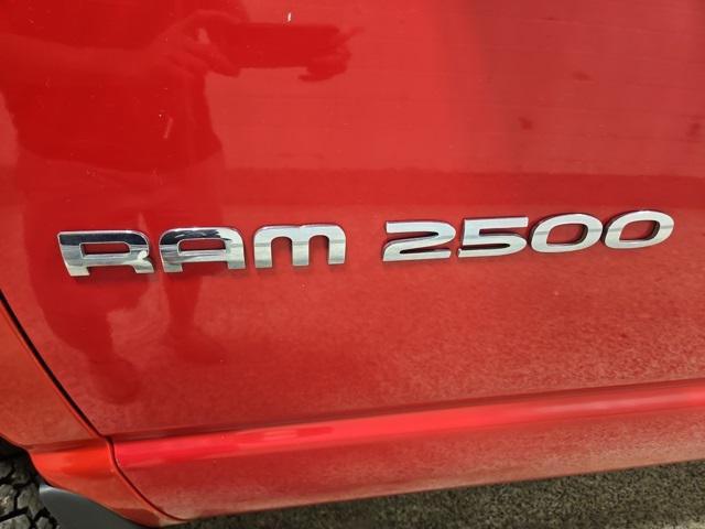 Photo of 2006 Flame Red Clearcoat Dodge Ram 2500