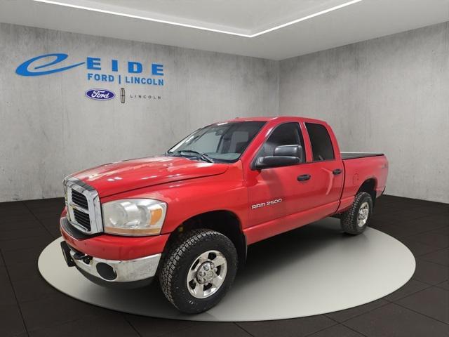 Photo of 2006 Flame Red Clearcoat Dodge Ram 2500