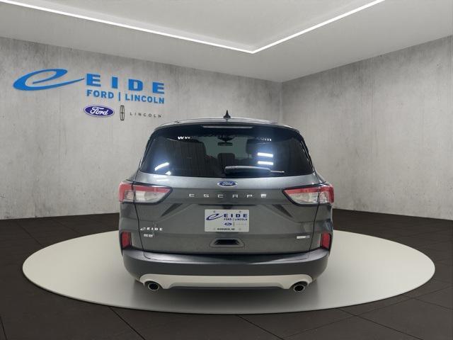 Photo of 2020 Magnetic Metallic Ford Escape