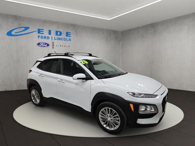 Photo of 2020 Chalk White Hyundai KONA