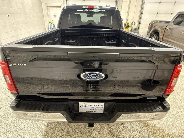 Photo of 2022 Agate Black Metallic Ford F-150