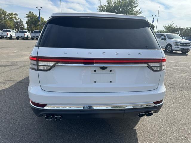 Photo of 2020 Pristine White Metallic Tri-Coat Lincoln Aviator