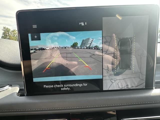 Photo of 2020 Pristine White Metallic Tri-Coat Lincoln Aviator