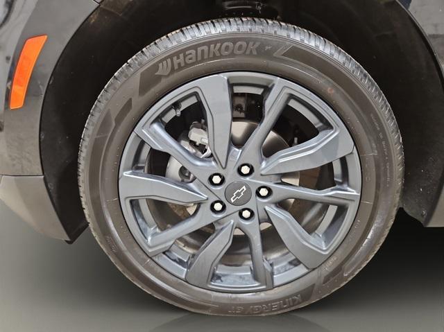 Photo of 2022 Mosaic Black Metallic Chevrolet Equinox