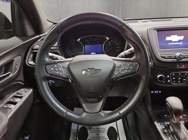Photo of 2022 Mosaic Black Metallic Chevrolet Equinox
