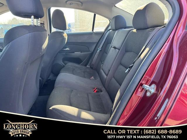 Photo of 2015 maroon Chevrolet Cruze