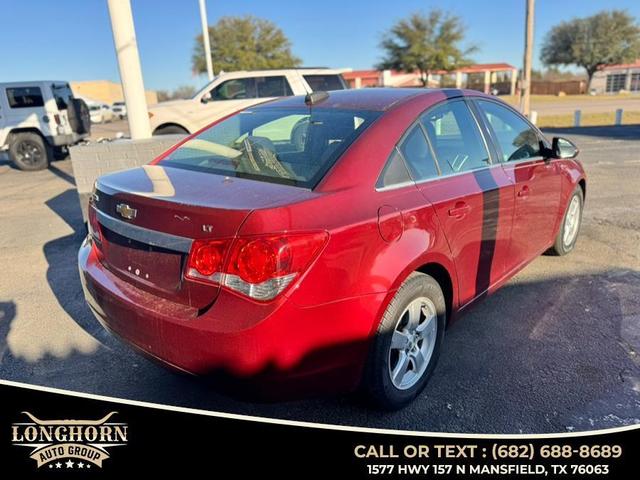 Photo of 2015 maroon Chevrolet Cruze