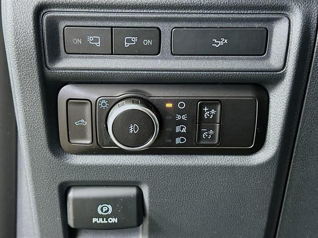 Photo of 2023 Oxford White Ford F-150