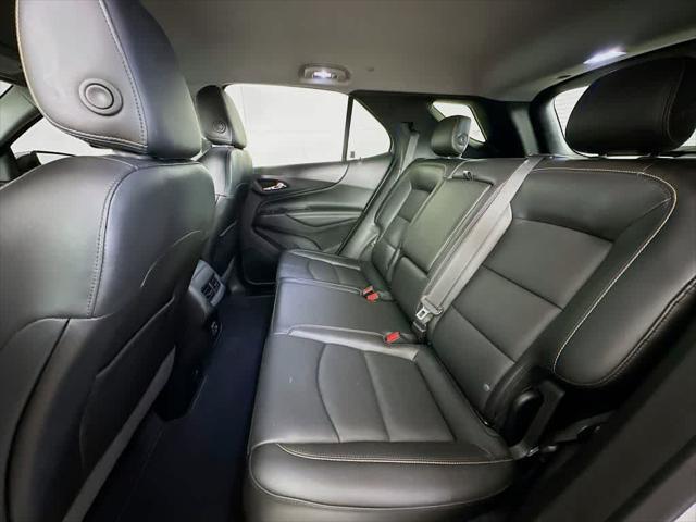 Photo of 2019 Iridescent Pearl Tricoat Chevrolet Equinox