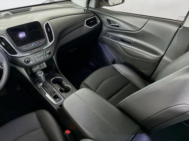Photo of 2019 Iridescent Pearl Tricoat Chevrolet Equinox